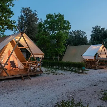 Luksusowy namiot Eco Glamping- Fkk Nudist Solaris Poreč