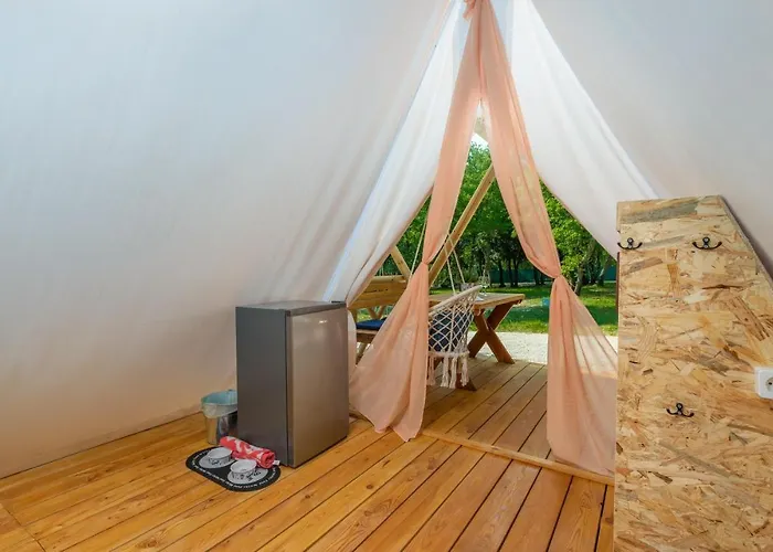 Eco Glamping- Fkk Nudist Solaris 포레치