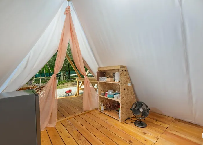 Eco Glamping- Fkk Nudist Solaris Luksustelt Poreč