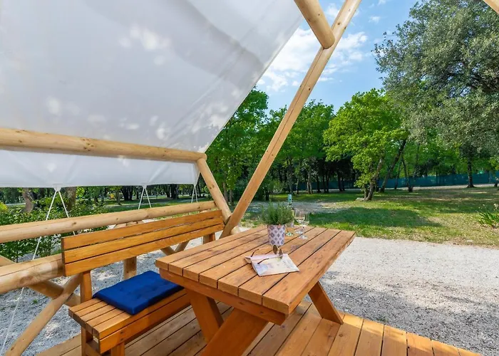 Eco Glamping- Fkk Nudist Solaris 포레치