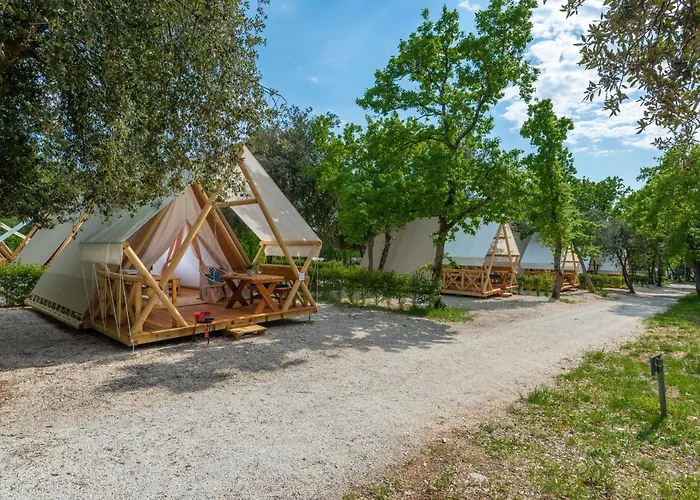 Eco Glamping- Fkk Nudist Solaris 포레치